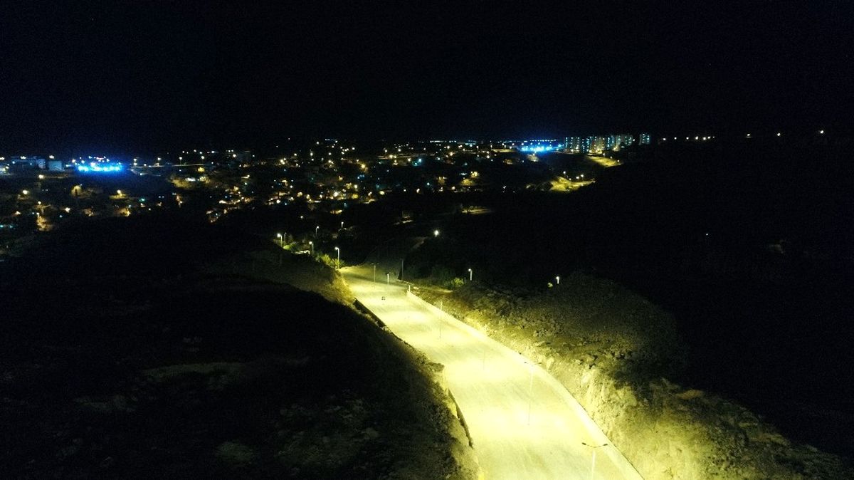 İncesu\'da Sıcak Asfalt, Yol Çizgisi ve Aydınlatma Çalışmaları Tamamlandı