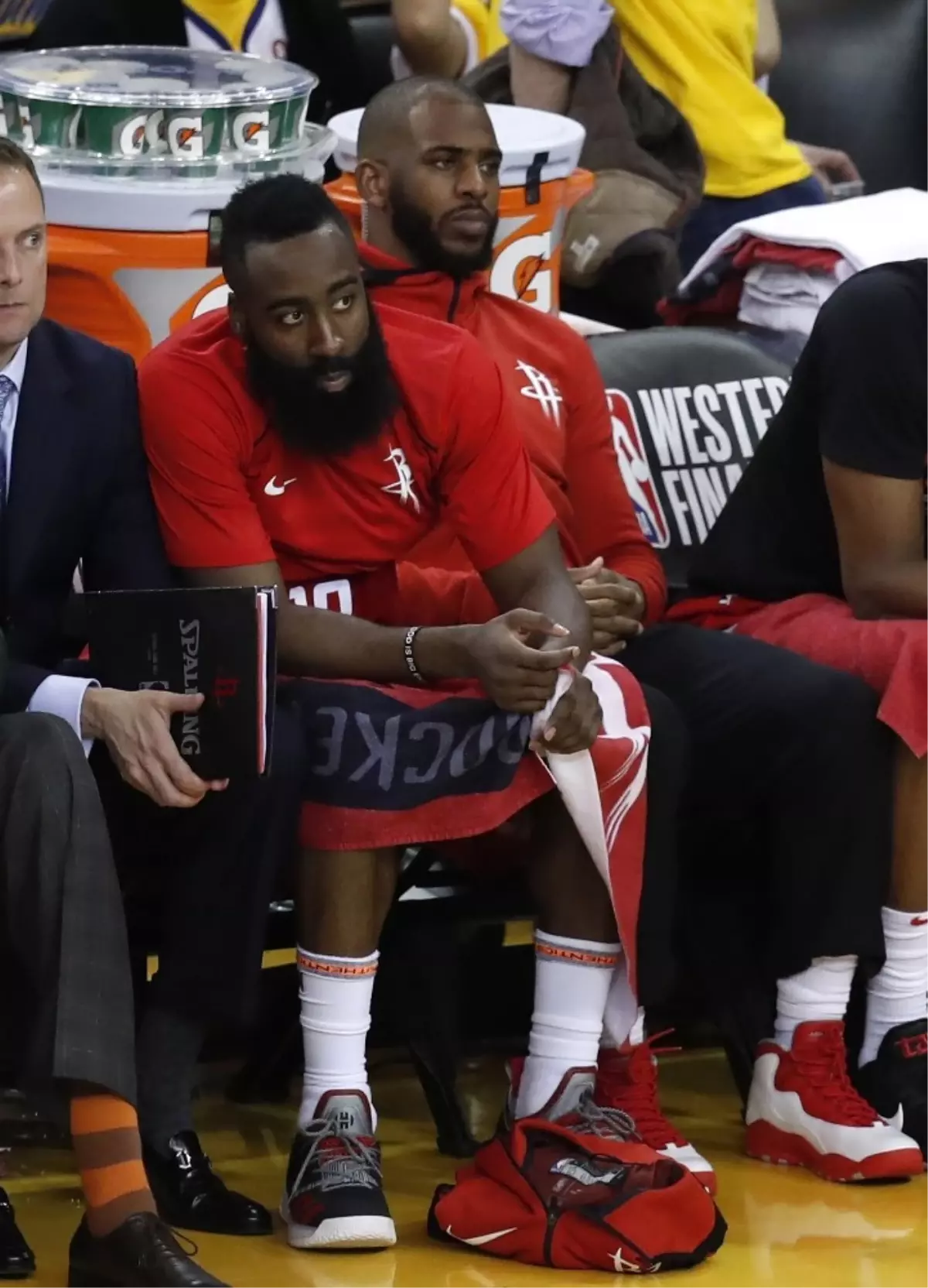 James Harden Triple Double ile Takımını Sırtladı