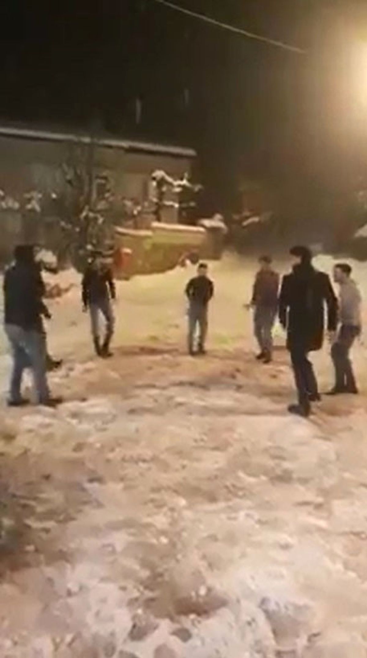 Kar Yağışını Kafkas Dansıyla Karşıladılar