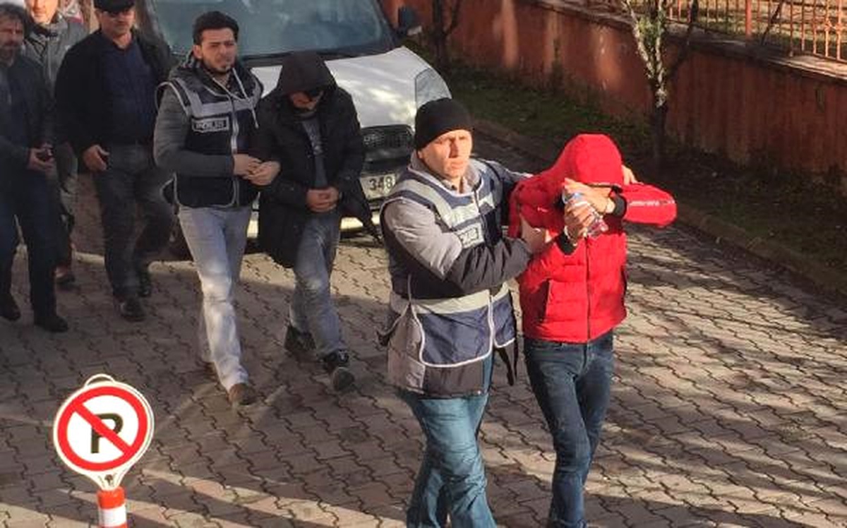 Karabük\'te 7 İş Yerinde Hırsızlık Yapan 2 Kişi Yakalandı