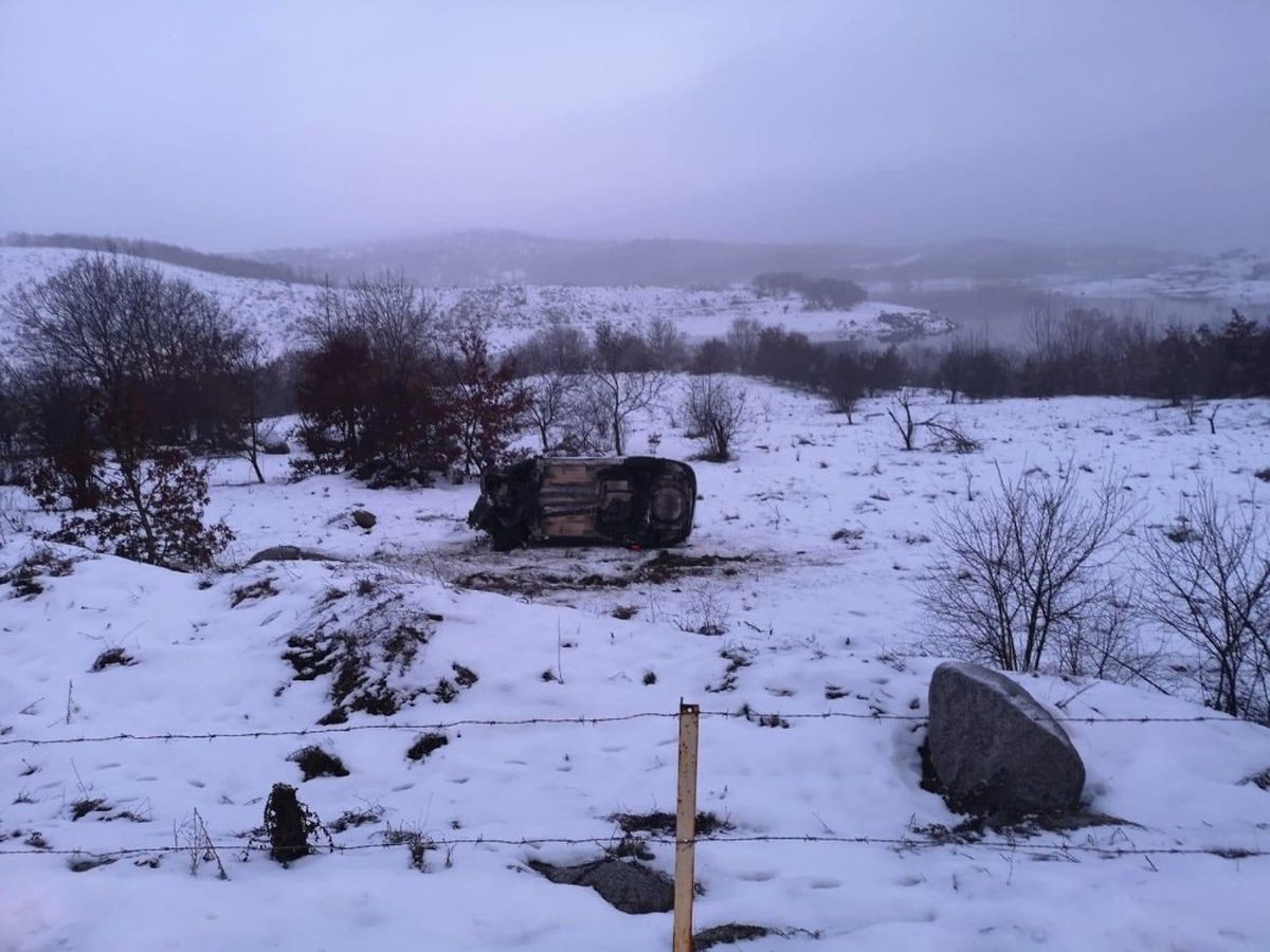 Karlı Yolda 4 Takla Atan Araçtan Sağ Çıktı
