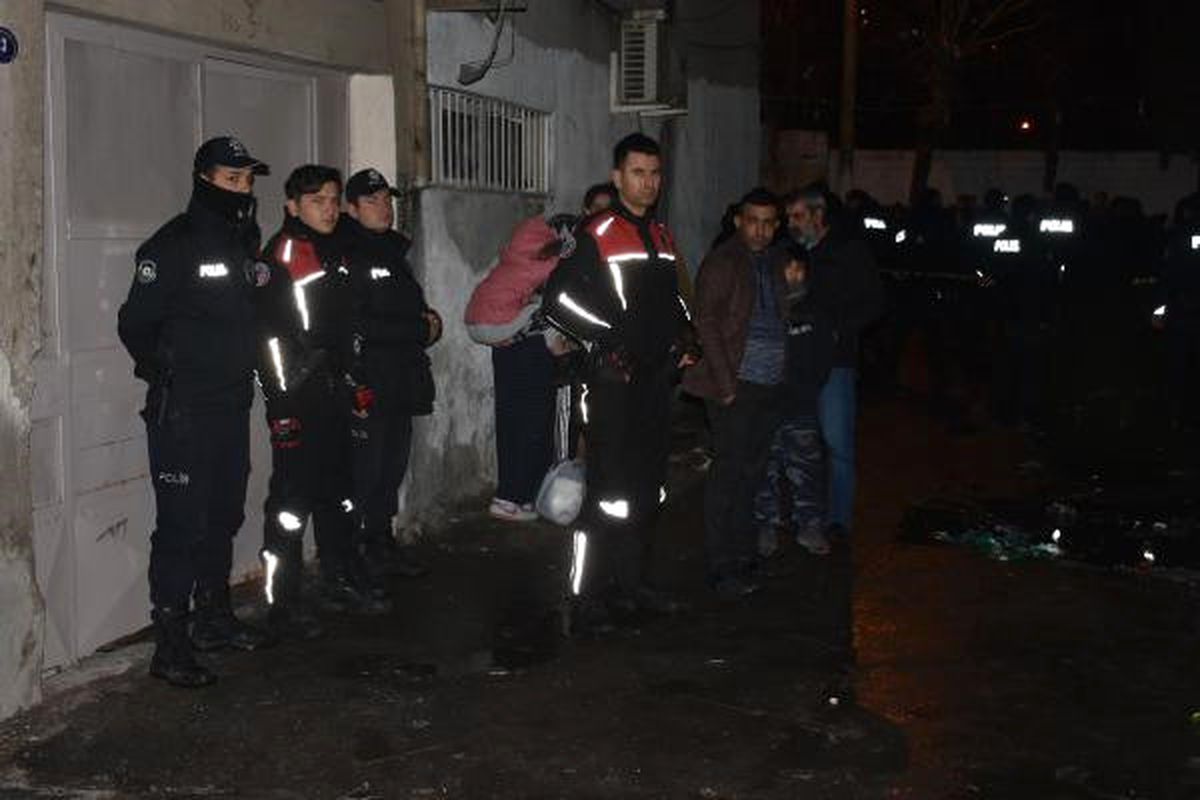 Kayınvalidesini Öldürdü