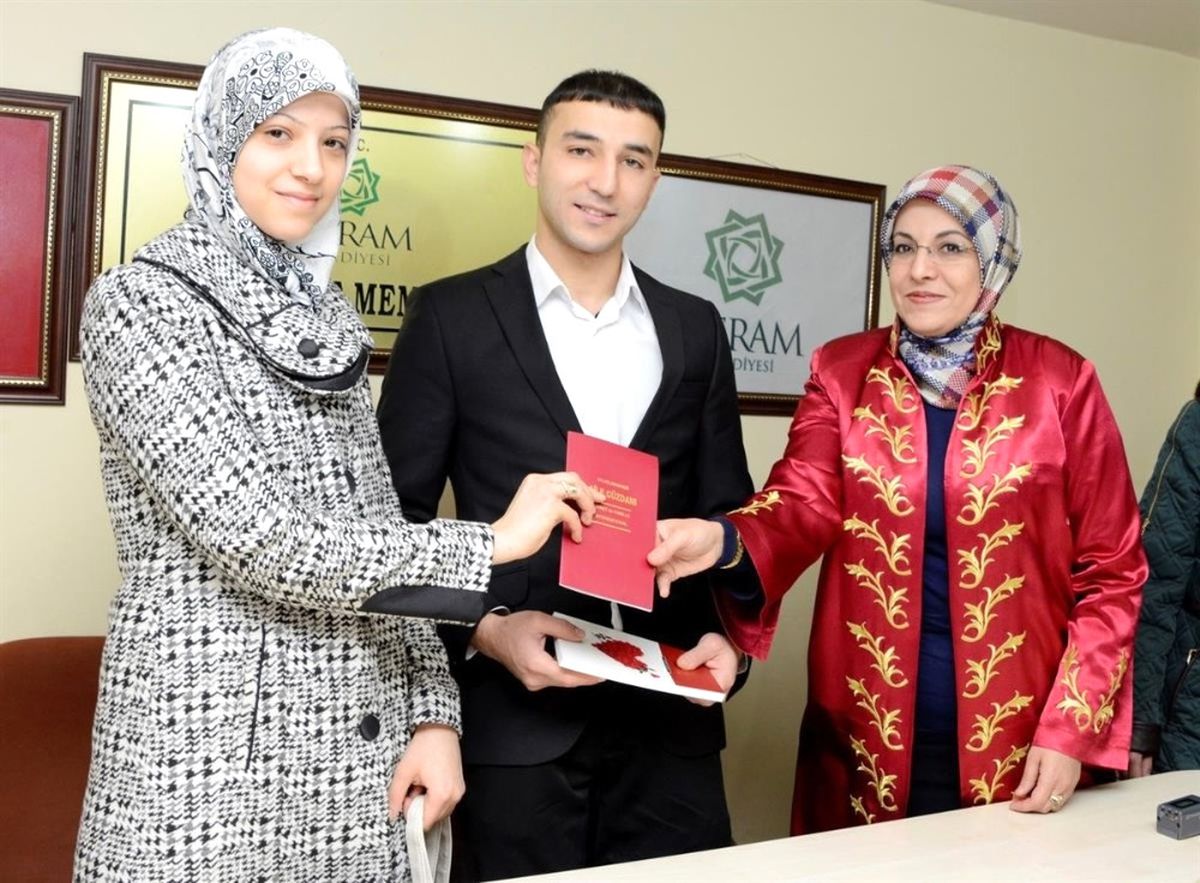 Meram\'da 2018 Yılında 2 Bin 424 Nikah Kıyıldı