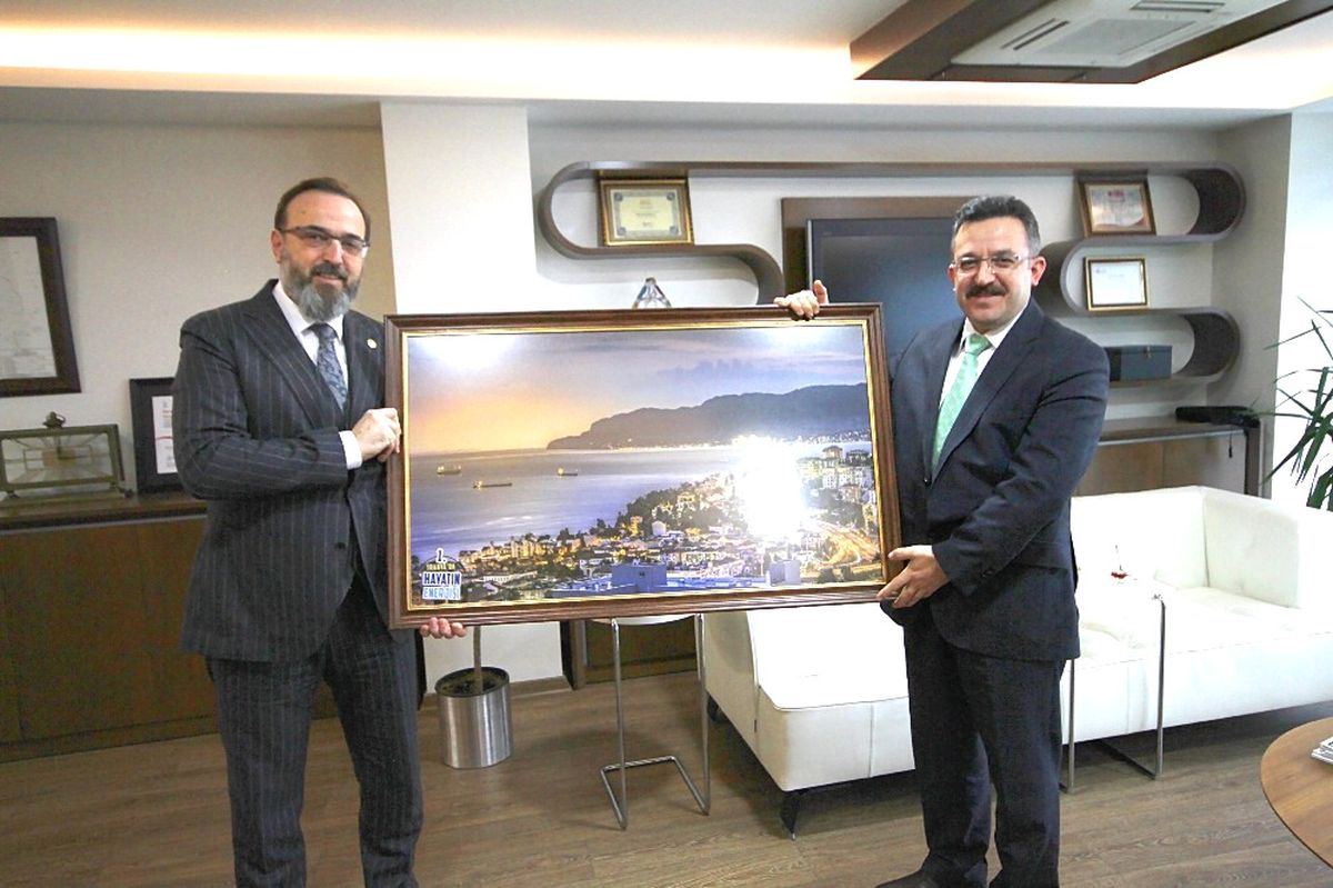Milletvekili Yel\'e Tekirdağ Fotoğrafı Hediyesi