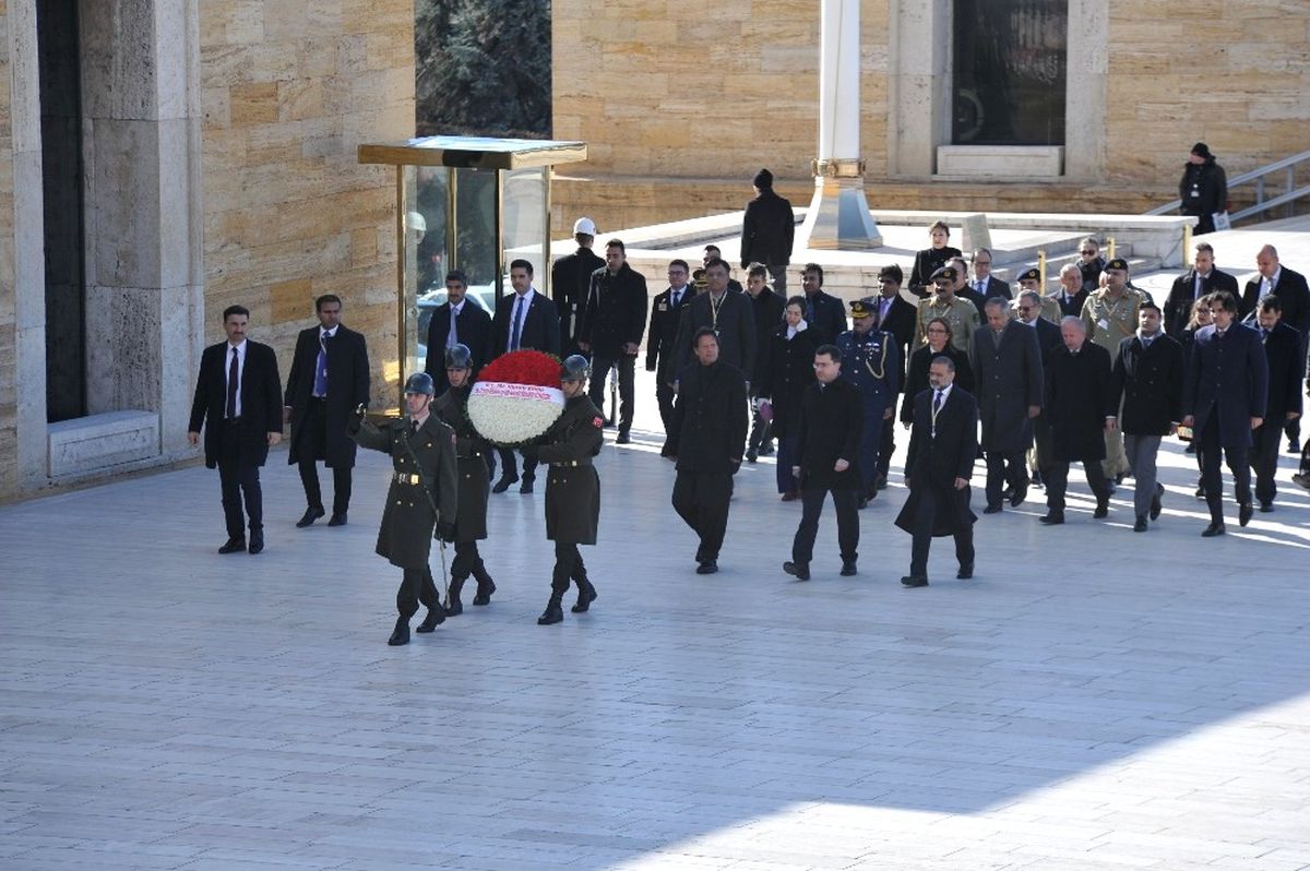 Pakistan Başbakanı Han, Anıtkabir\'i Ziyaret Etti