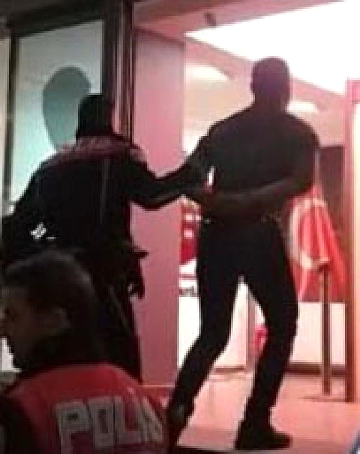 Polisin \'Dur\' İhtarına Uymayan Cezaevi Firarisi, Kaza Yapınca Yakalandı