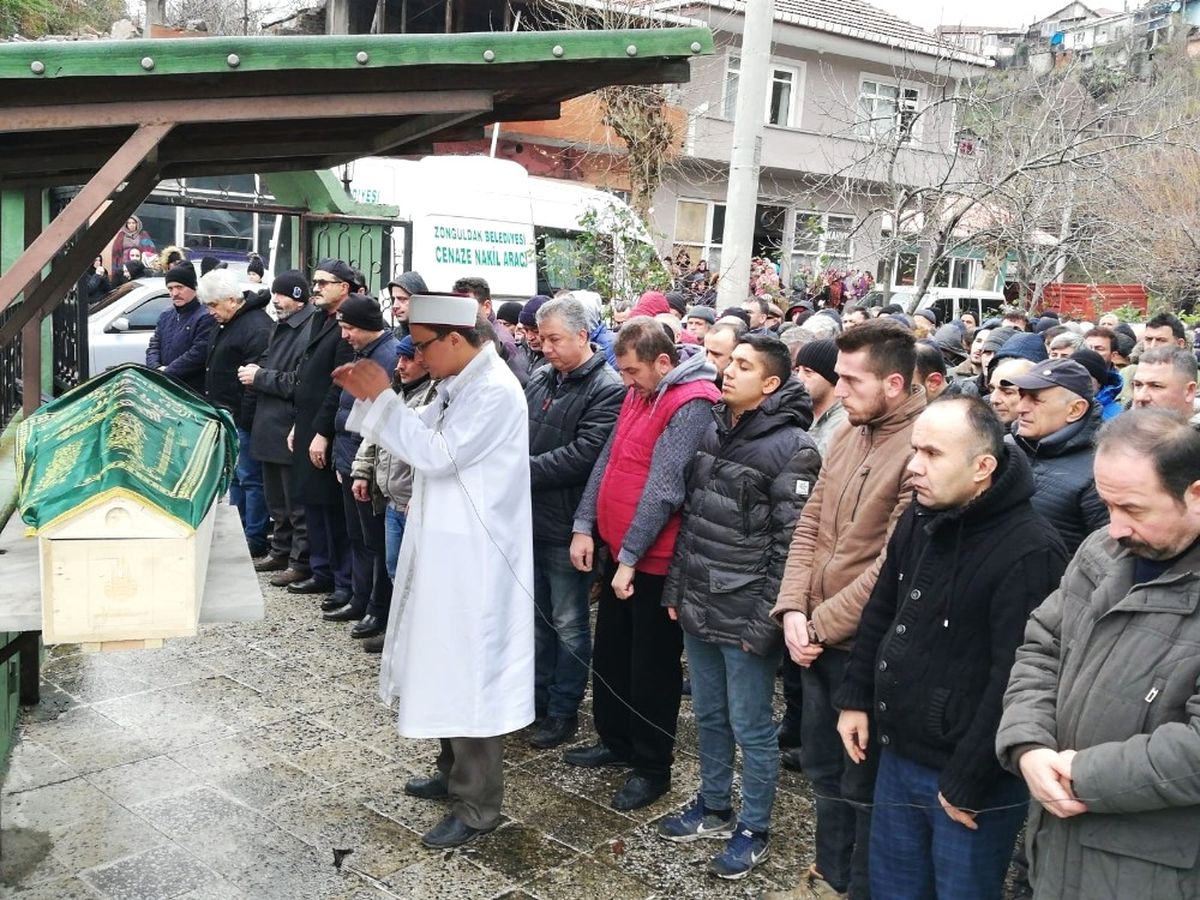 Şofbenden Zehirlenen Üniversite Öğrencisi Son Yolculuğuna Uğurlandı