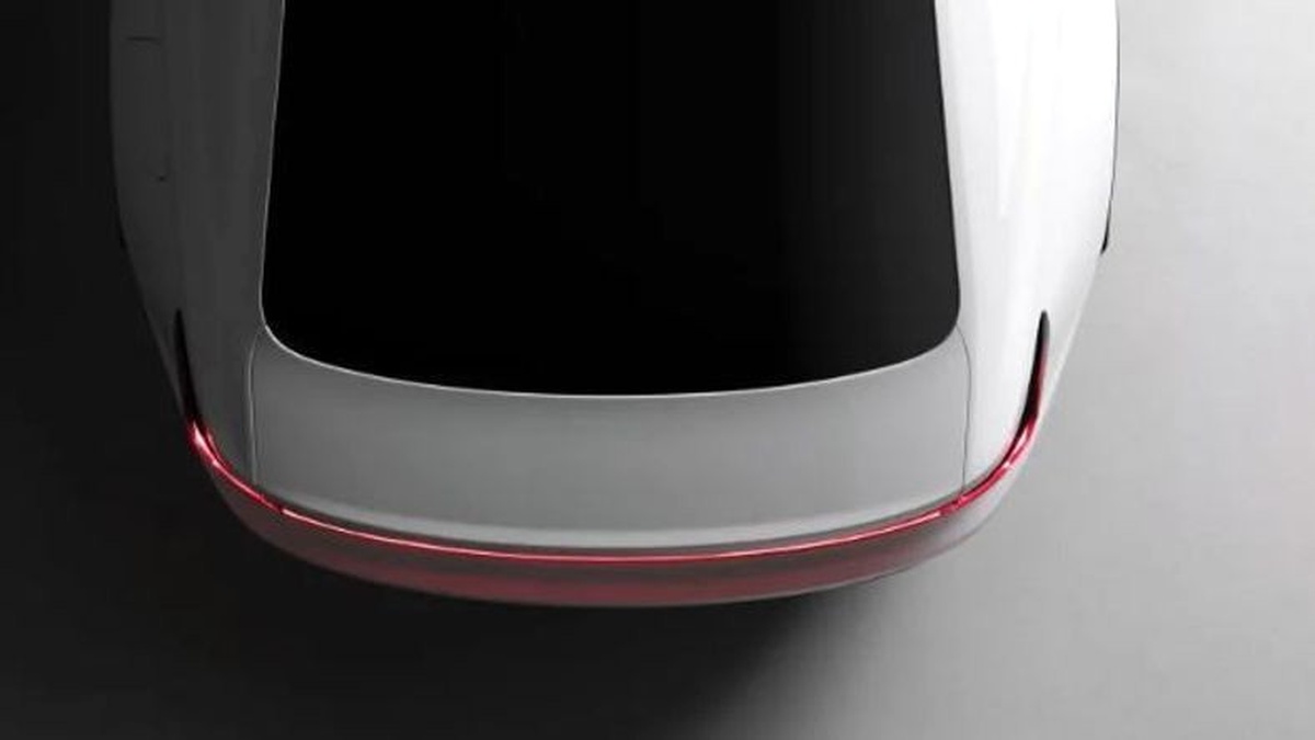 Tesla\'ya Rakip Olması Beklenen 400 Beygirlik Volvo Polestrar 2\'nin İlk Görüntüleri