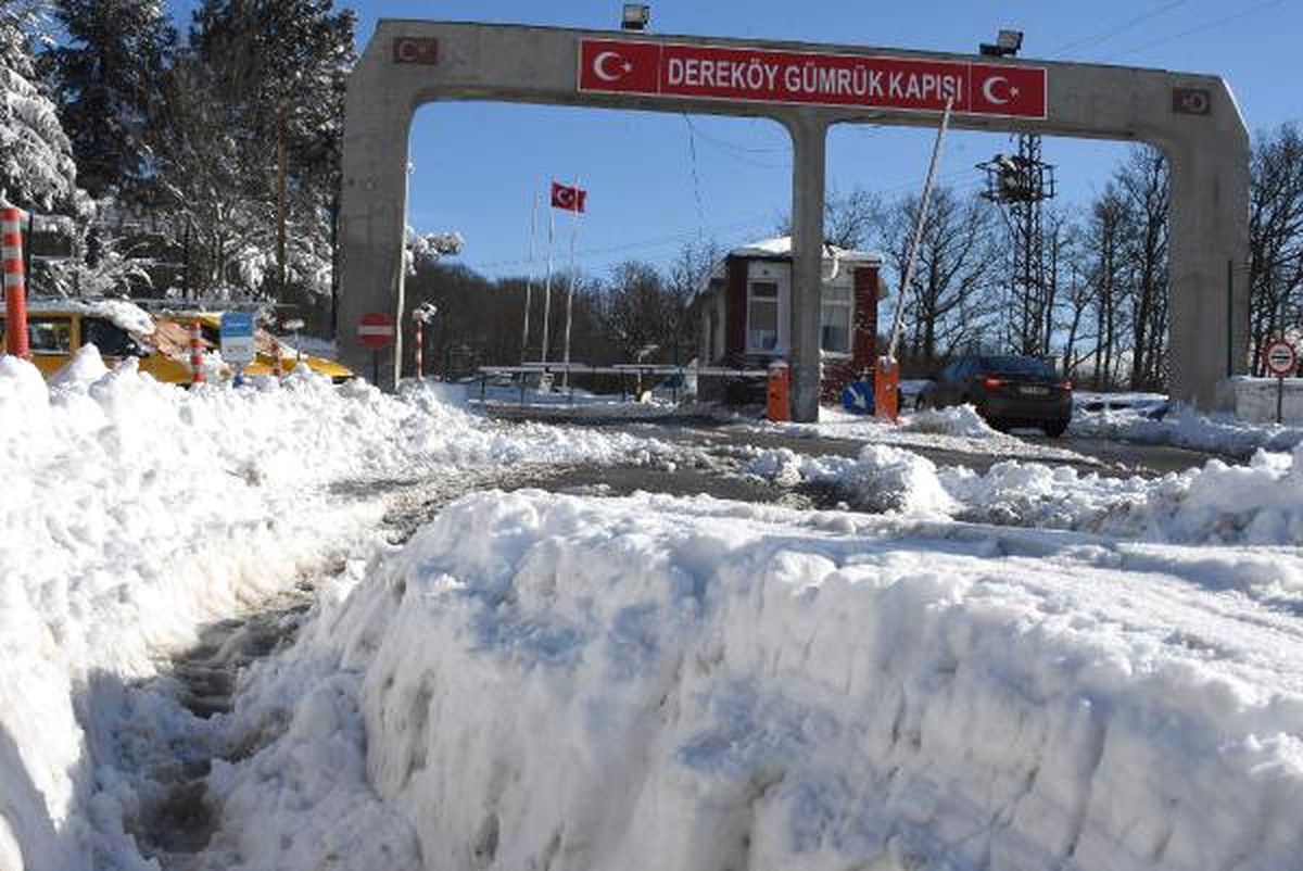 Trakya\'da Kar Etkisini Sürdürüyor (2)