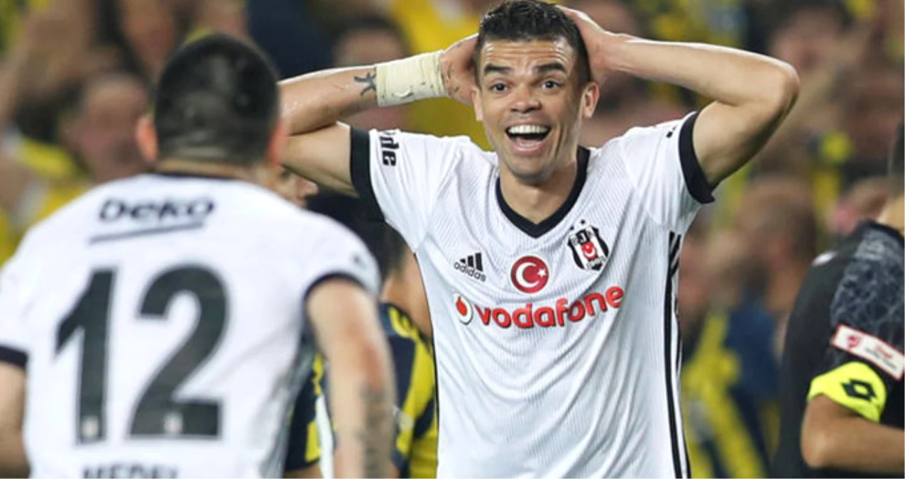 Beşiktaş\'tan Ayrılan Pepe, Eski Takımı Porto\'ya Dönüyor