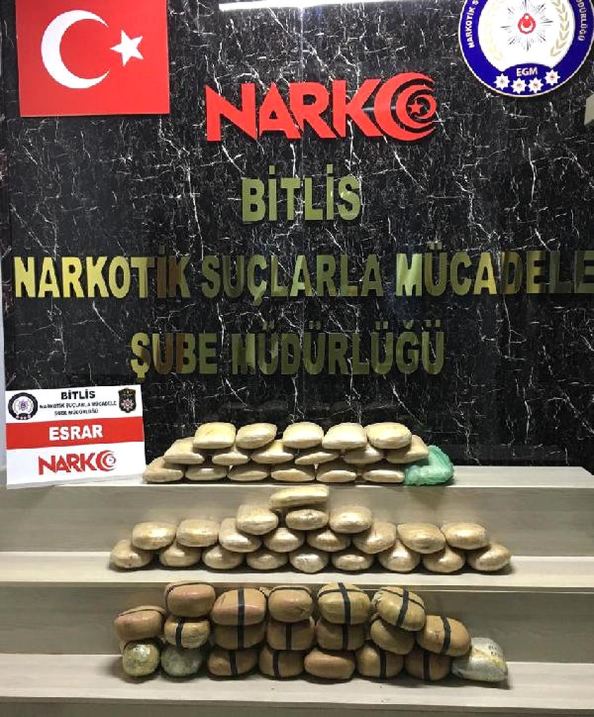 Bitlis\'te 61 Kilo Esrar Ele Geçirildi