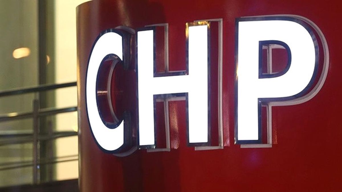 CHP\'de başkan adayına itiraz eden 160 kişi daha istifa etti