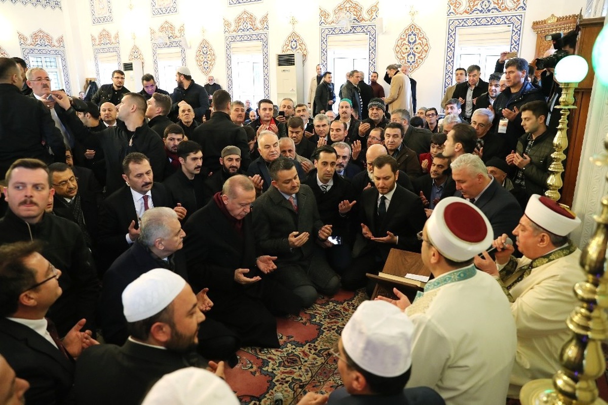 Cumhurbaşkanı Erdoğan, Pakdemirli Ailesinin Mevlidine Katıldı