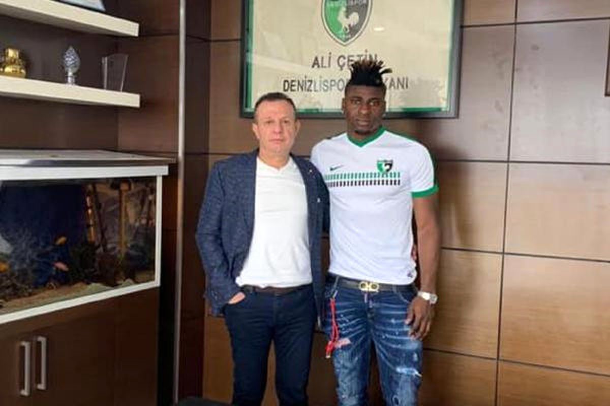 Denizlispor\'da Kehinde İmzayı Attı