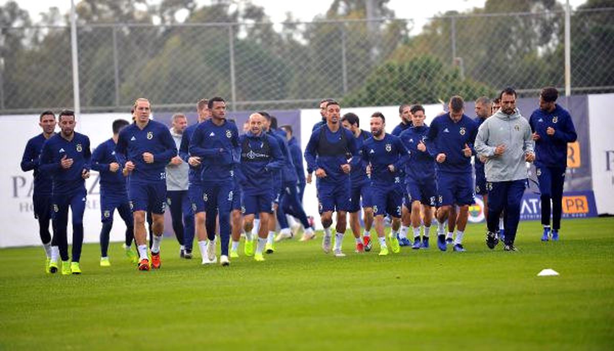 Fenerbahçe Kampta İlk Kez Basına Açık Çalıştı