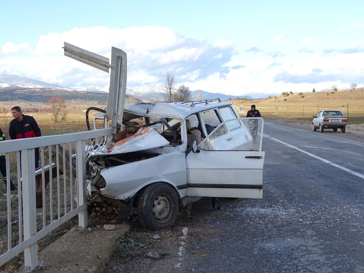 Hisarcık\'ta Trafik Kazası: 1 Yaralı