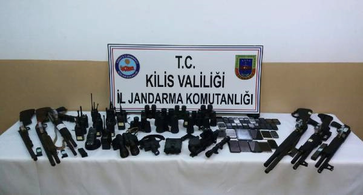 Kilis\'te Göçmen Kaçakçılığına 1\'i Kamu Görevlisi 6 Tutuklama