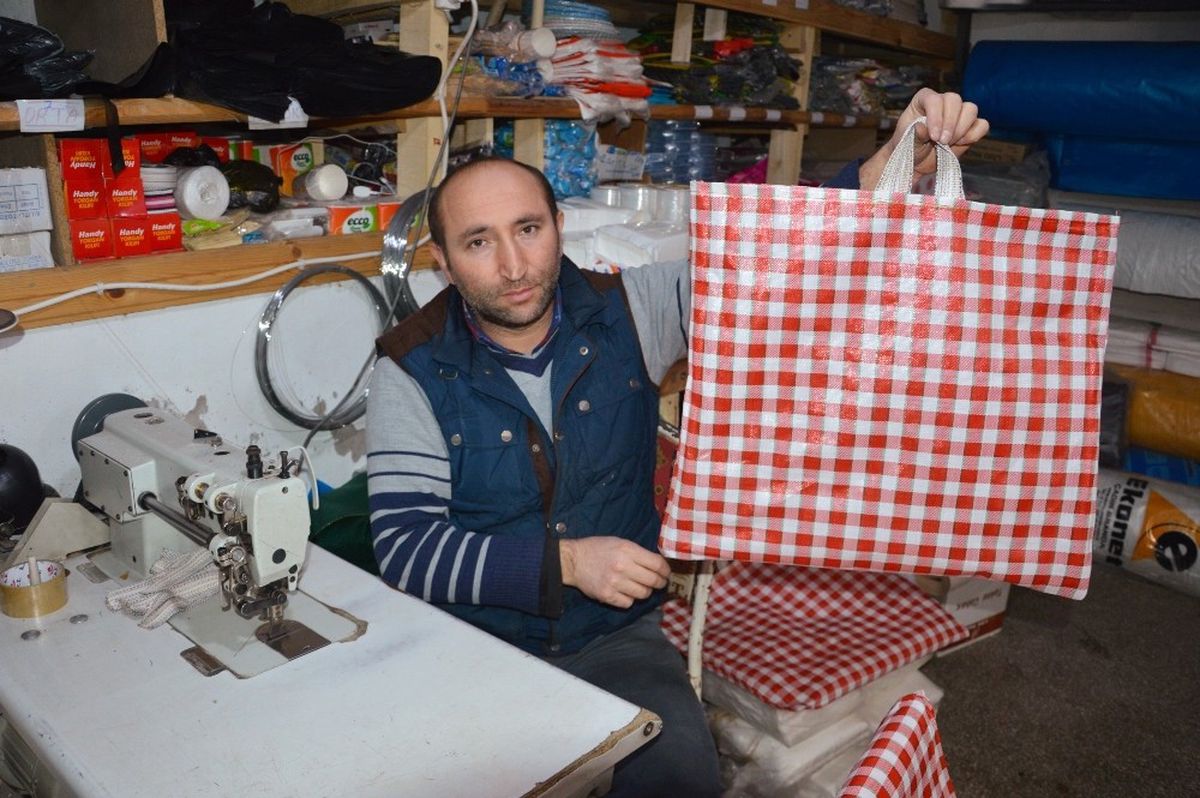 Poşet Paralı Olunca İşleri İkiye Katlandı
