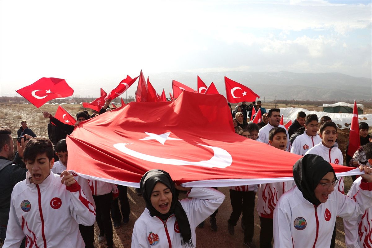 Şehit Polis Fethi Sekin Kabri Başında Anıldı