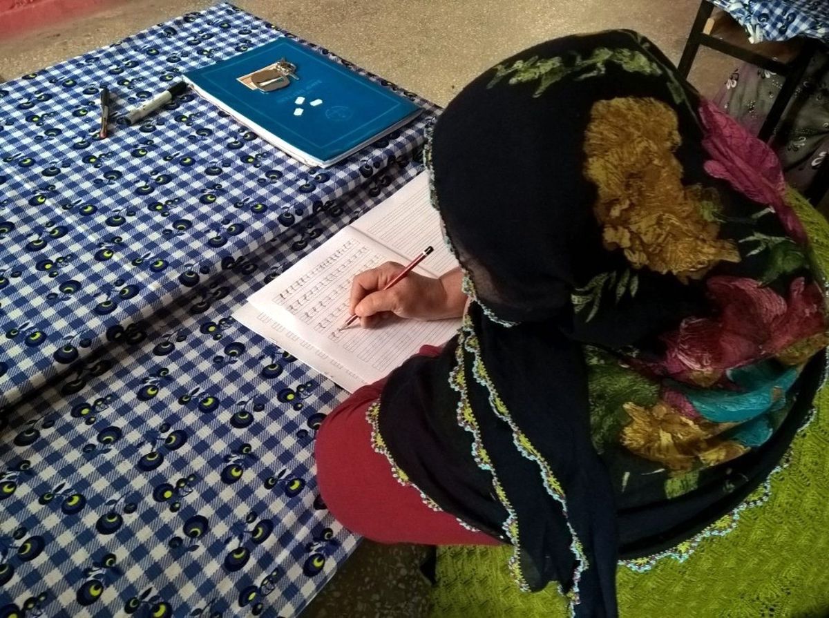 Sincik\'te Okuma Yazma Seferberliği Devam Ediyor