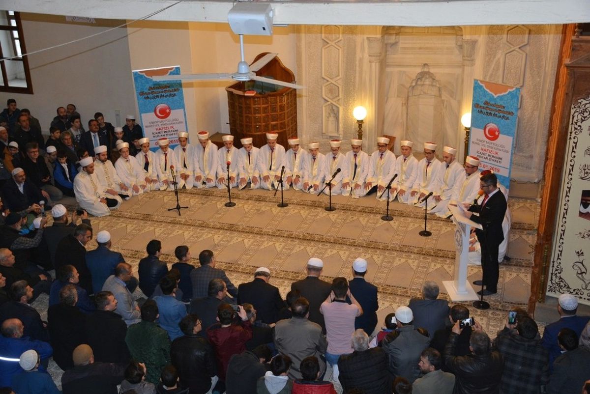 Sinop 18 Yıl Sonra 12 Hafız Verdi
