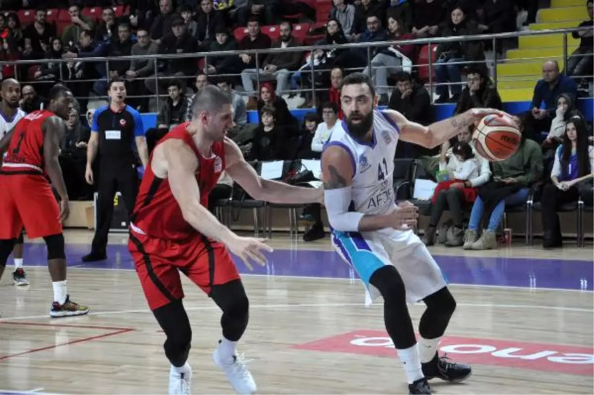 Afyon Belediyespor - Gaziantep Basketbol: 71-73