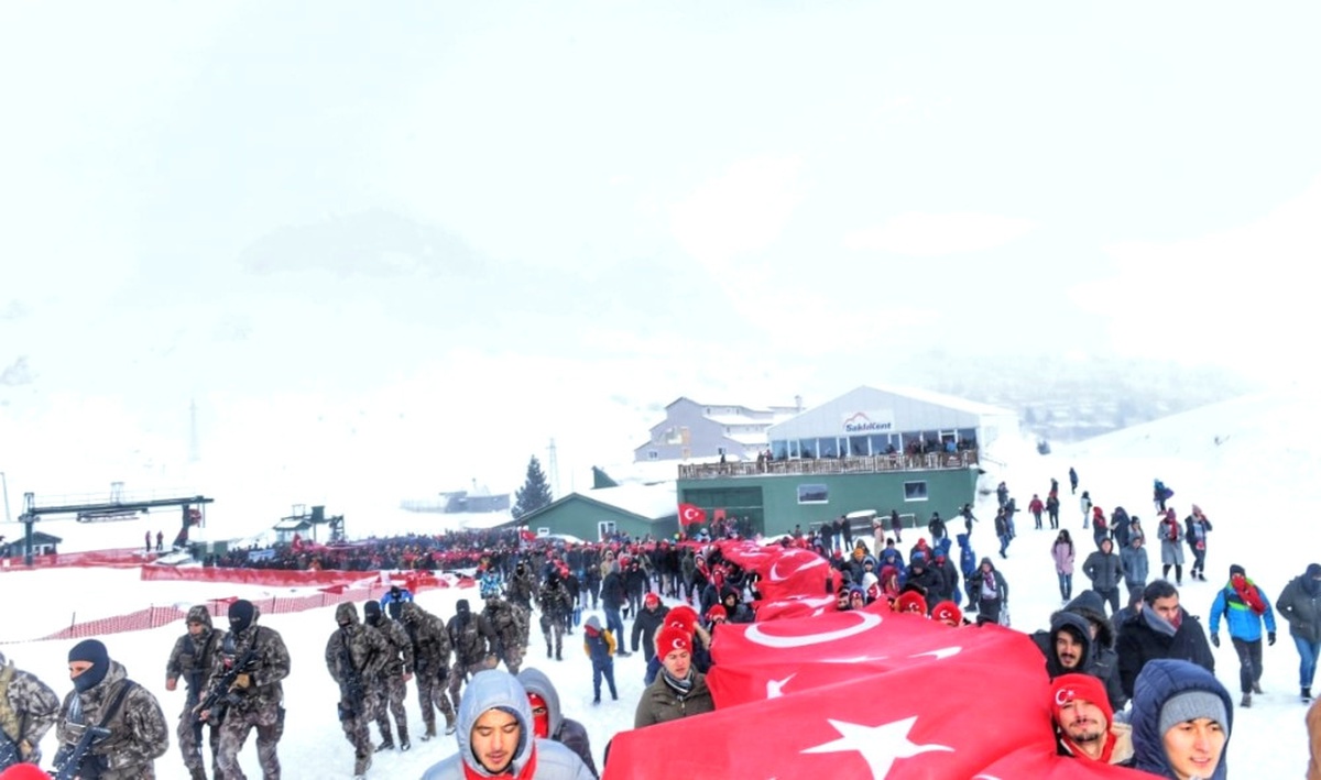 Antalya Saklıkent\'te Sarıkamış Şehitleri İçin Yürüyüş