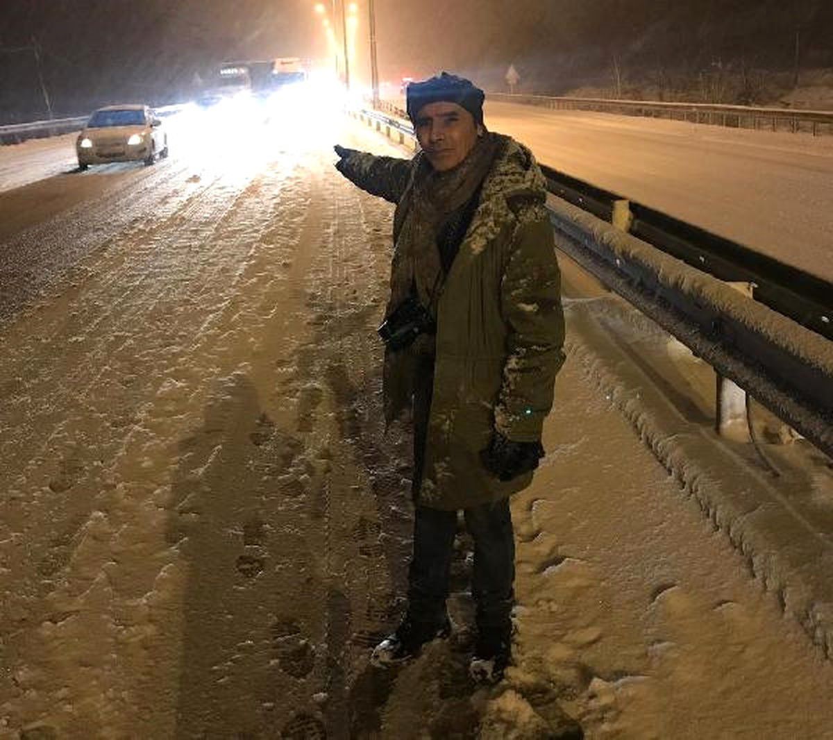 Çorum\'da Kar ve Tipi Etkili Oluyor, Araçlar Yolda Kaldı