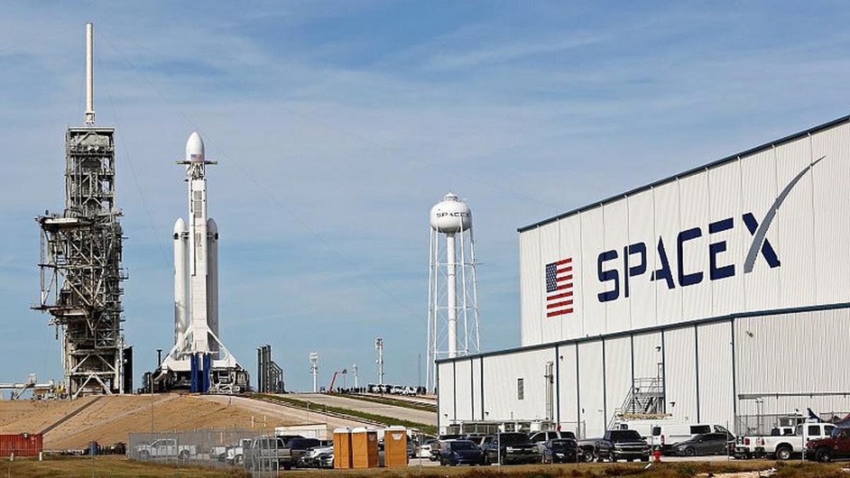 Elon Musk\'ın ve Spacex\'in Son Harikası Starship Nasıl Görünecek?