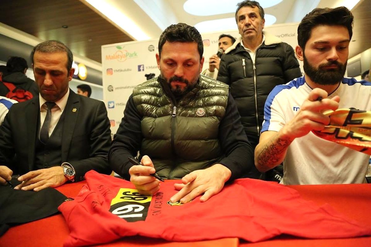 Gevrek: "Kulübün Menfaatini Düşünmek Zorundayız"