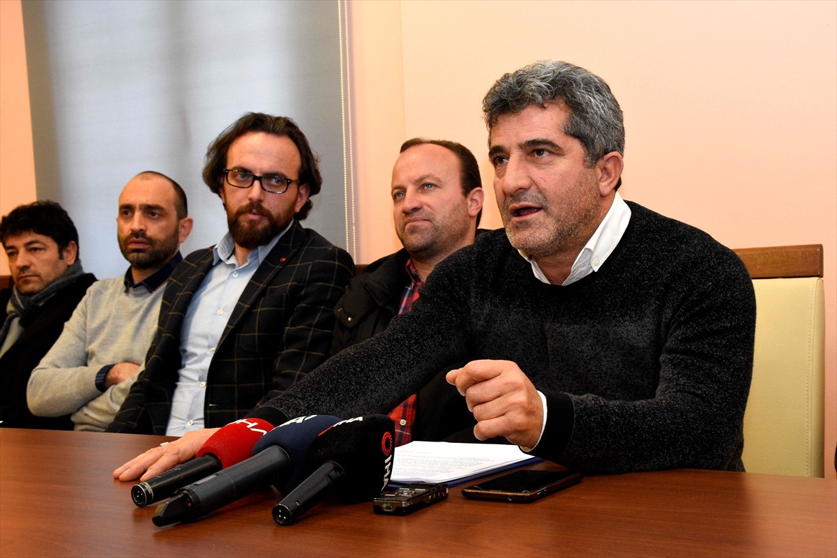 Gümüşhanespor\'da Başkan Karagöz Görevden Ayrıldı