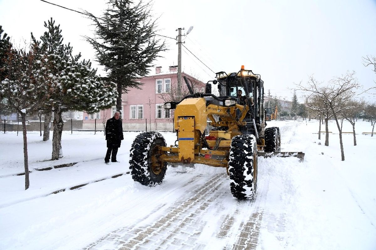 Isparta\'da Karla Mücadele Çalışmaları