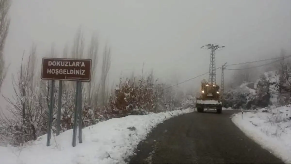 Kirazda Kar Yağışı Nedeniyle 13 Köy Yolu Ulaşıma Kapandı