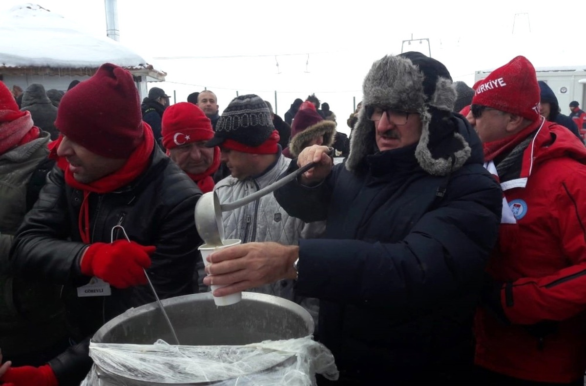 Saklıkent\'ten Sarıkamış\'a Gençlik Şühedanın İzinde\' Yürüyüşü