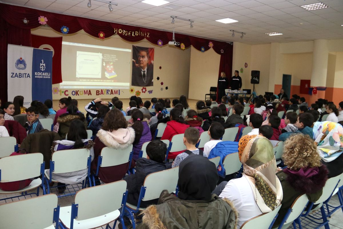 9 Bin Öğrenciye Bilinçli Tüketici Eğitimi