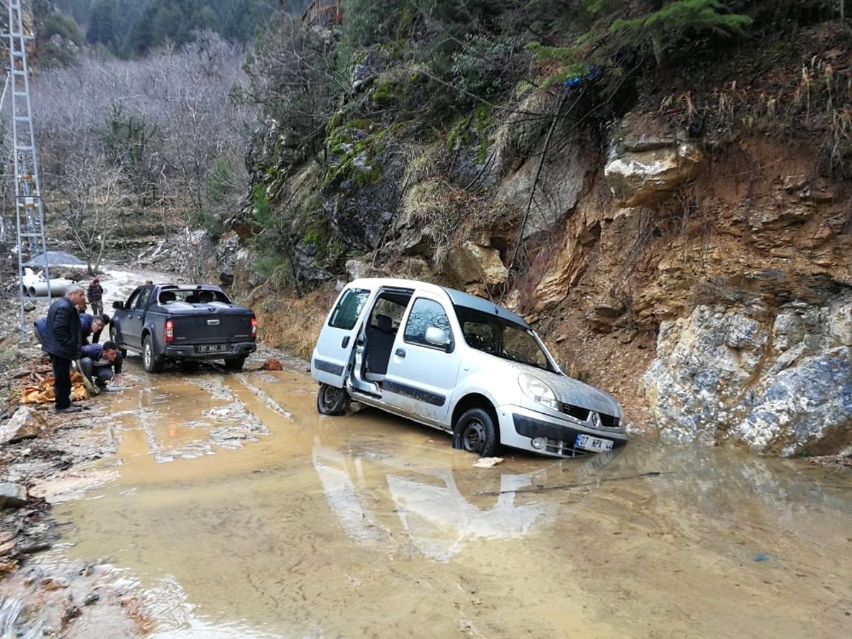 Alanya\'da Kar ve Heyelan Mücadelesi