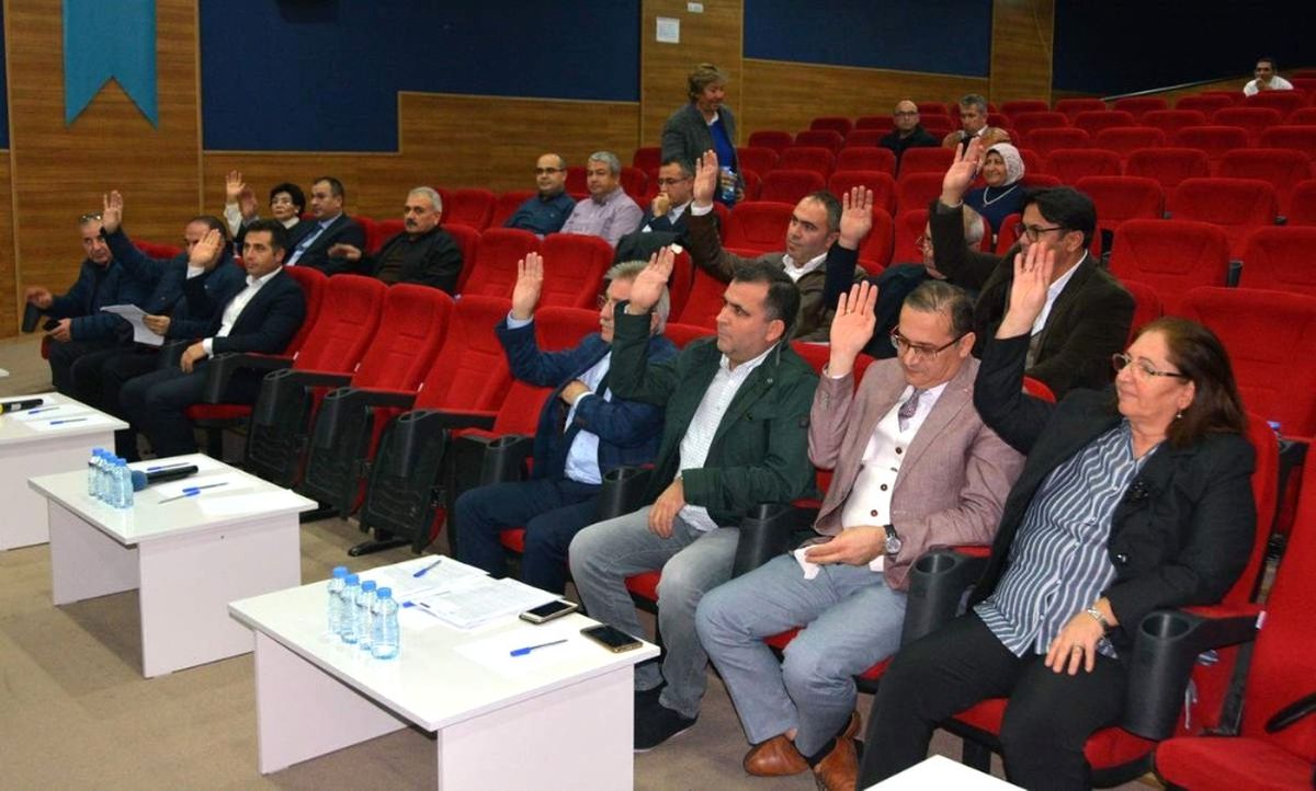 Aliağa Belediyesi\'nin Meclis Toplantısında 44 Madde Görüşülecek