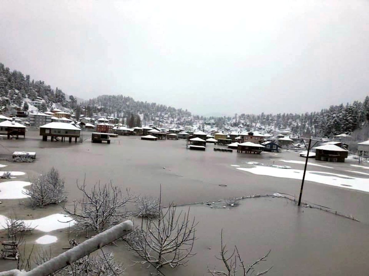 Anamur\'da Yayla Evleri Sular Altında Kaldı