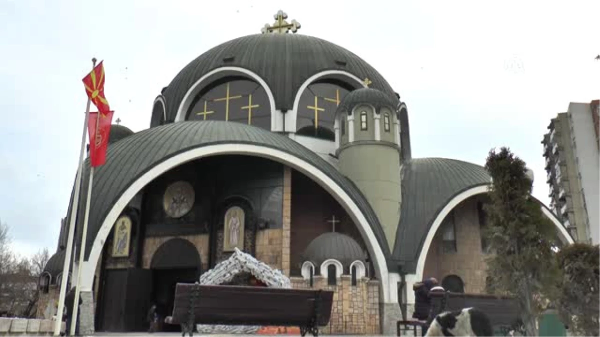 Balkanlar\'da Yaşayan Ortodokslar Noel\'i Kutluyor