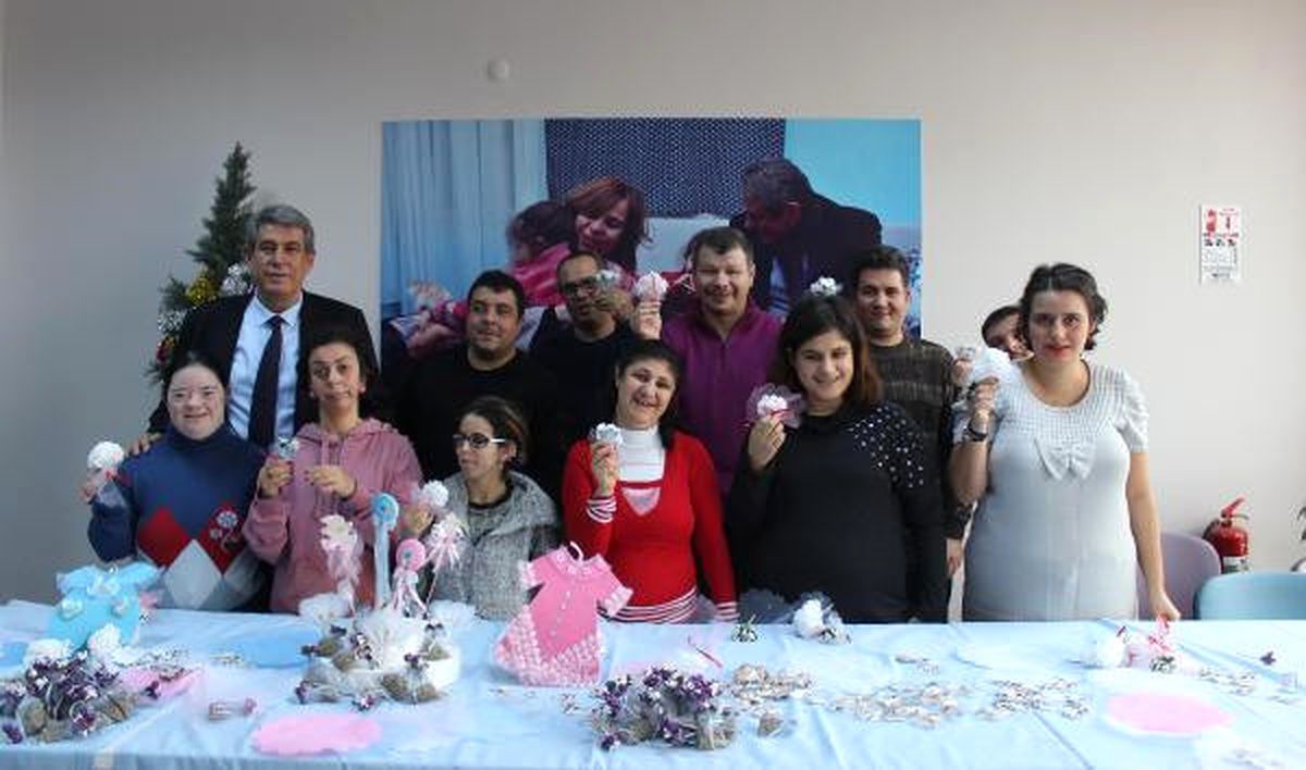 Dünya Evine Girenlere \'Engelsiz Şekerleme\'