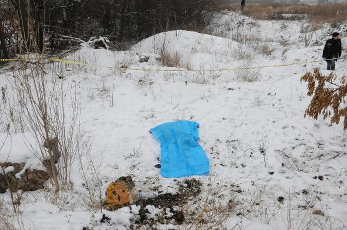 Eskişehir\'de Boş Arazide Kadın Cesedi Bulundu