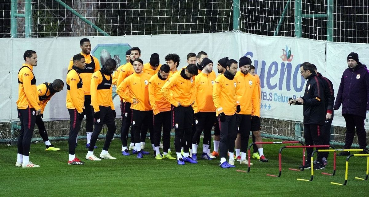 Galatasaray Antalya\'da Çalışmalarını Sürdürdü