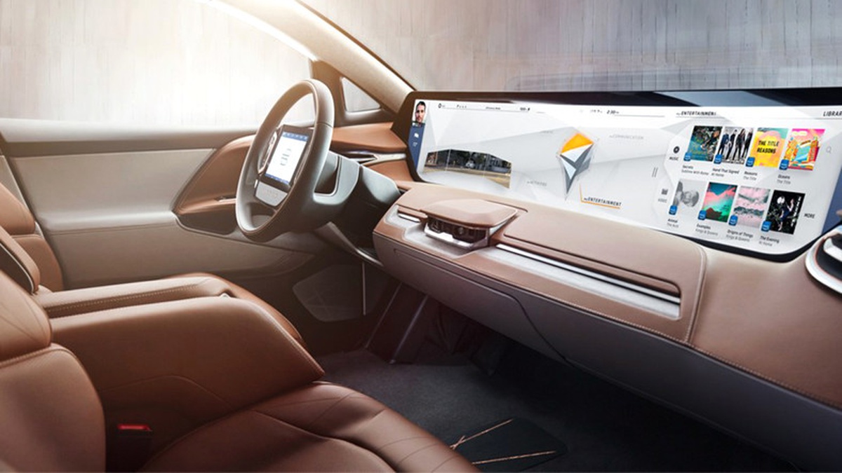 İçinde Bulunan 1.25 Metrelik Ekranıyla Büyüleyen, Fütüristik Otomobil: Byton M-Byte Suv