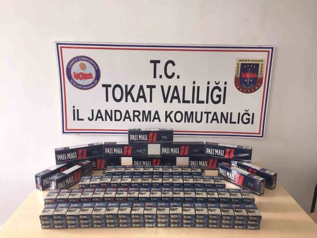 İran Plakalı Yolcu Otobüsünde Kaçak Sigara Ele Geçirildi