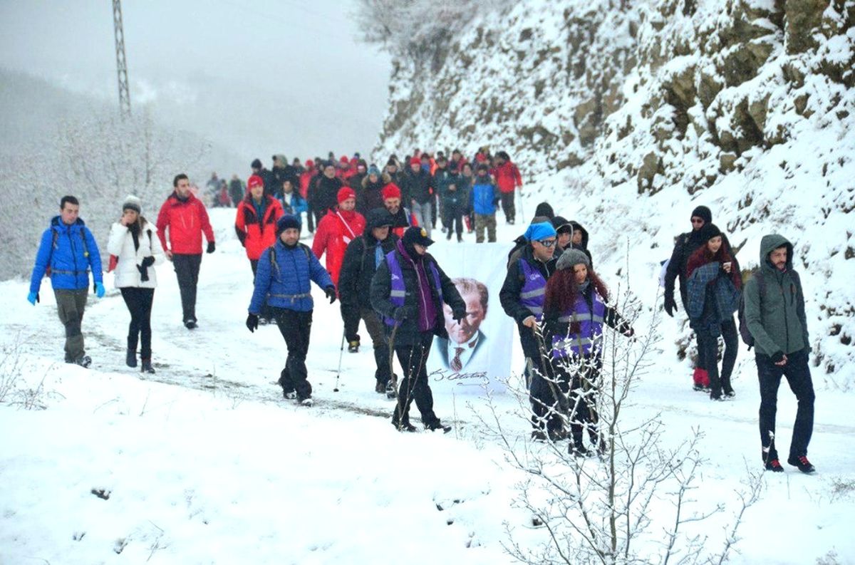 Metristepe Zafer Anıtına Yürüdüler