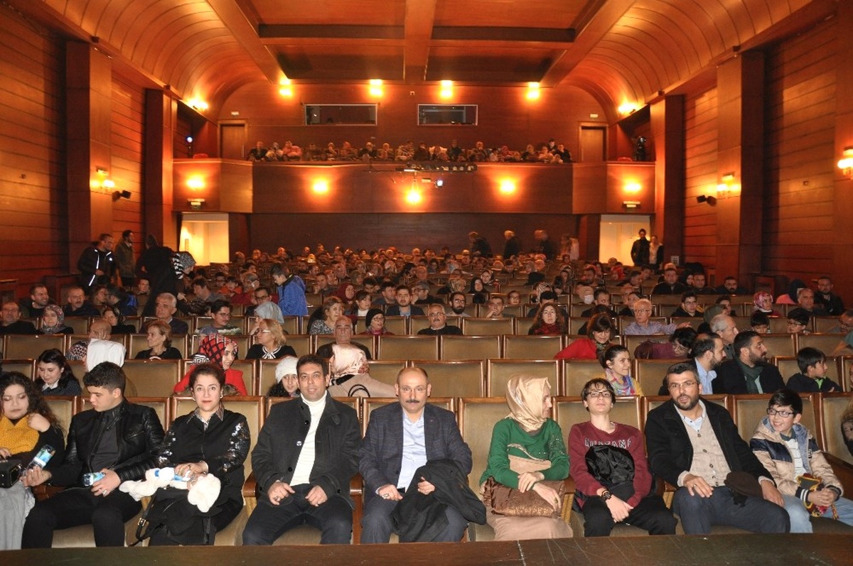 Mmo Konya Şubesi 15 Yıllık Tiyatro Geleneğini Sürdürdü