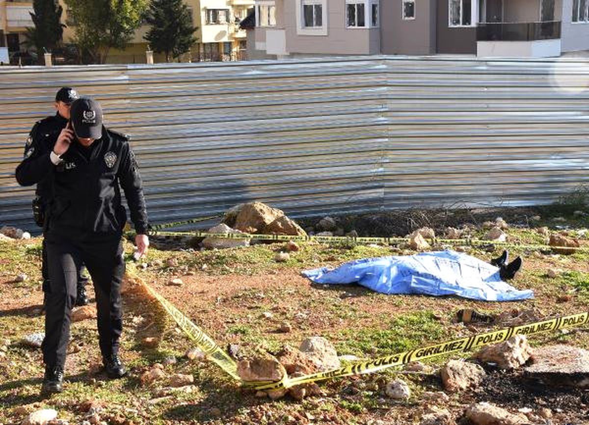 Ölü Bulunan Gencin Profilinde Escobar Fotoğrafı