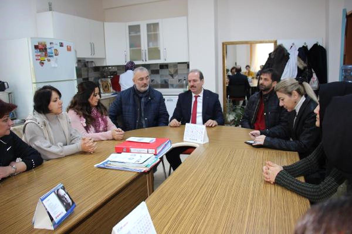 Otizmli Öğrenciler, Çevre Dostu Bez Çanta Yapıyor