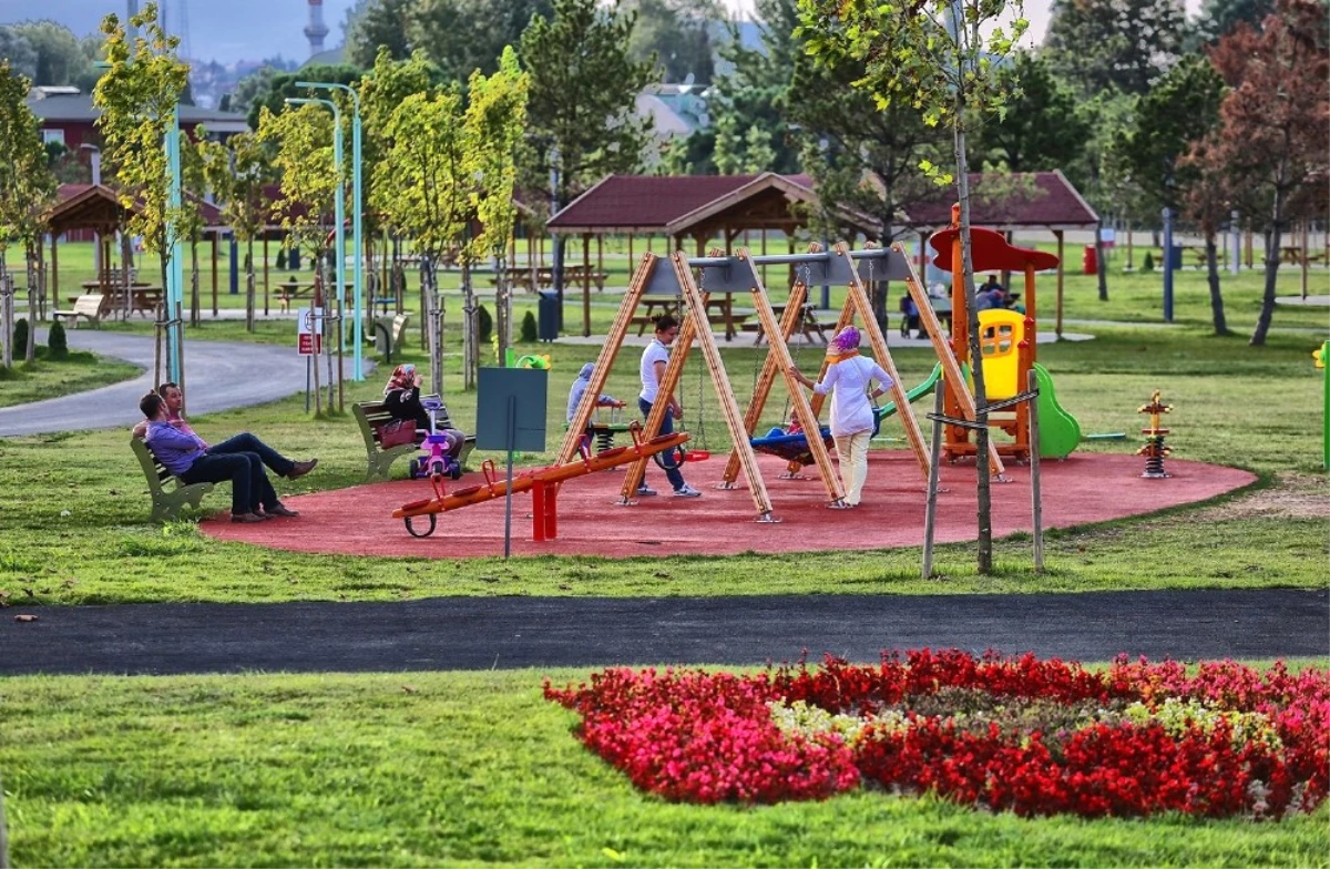 Sakarya Büyükşehir\'den Çocuklar İçin 530 Park