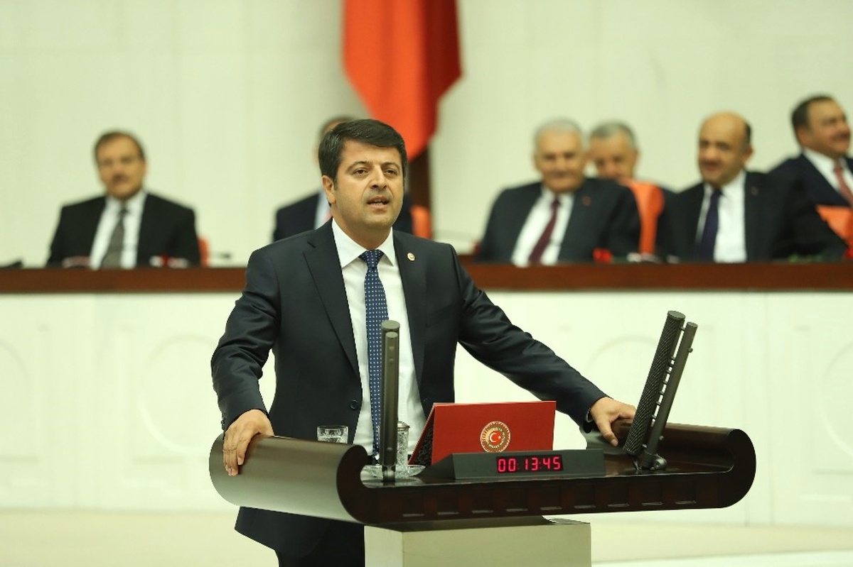 Üniversiteli Öğrencilerin Öldüğü Kaza Meclise Taşındı